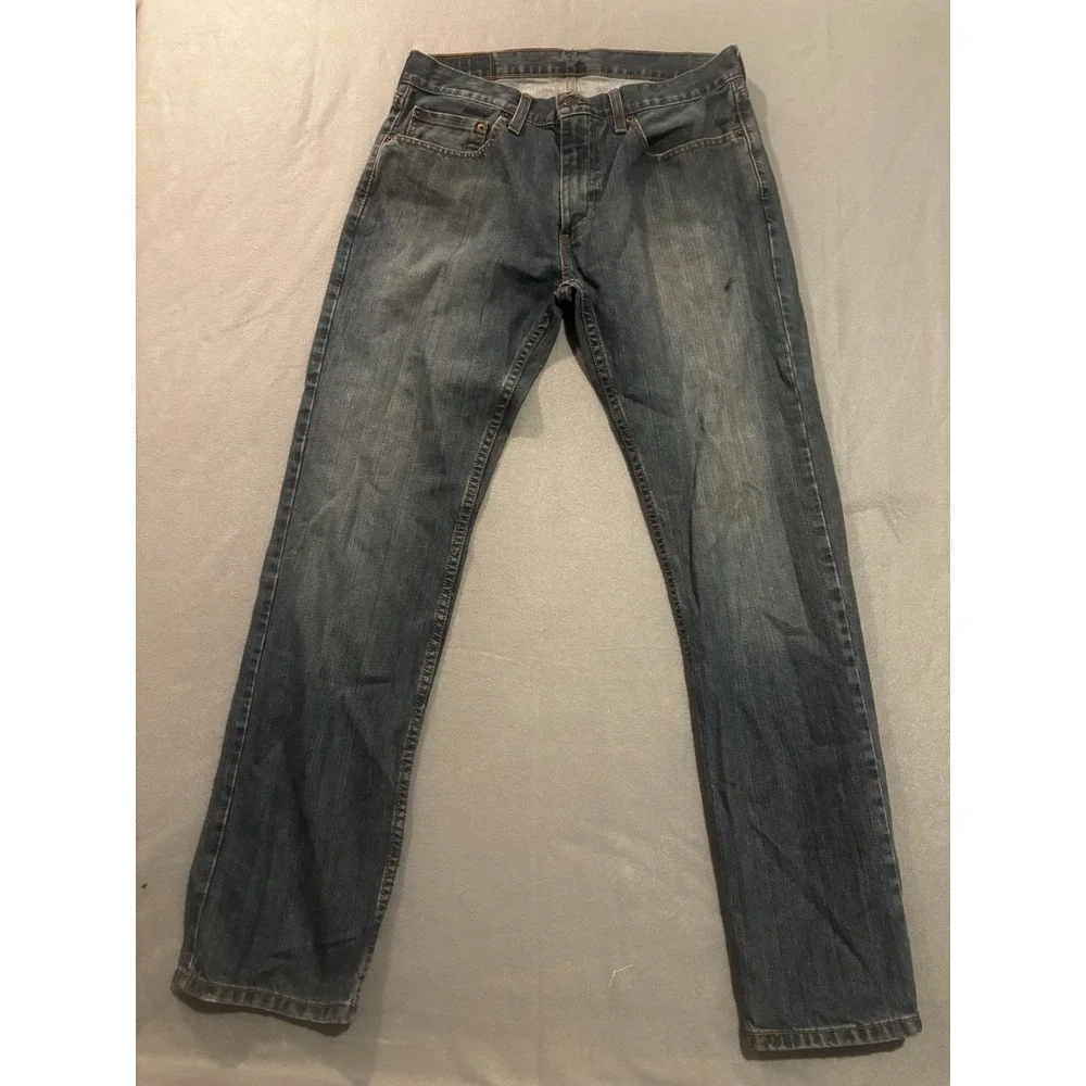 Levis *** has
